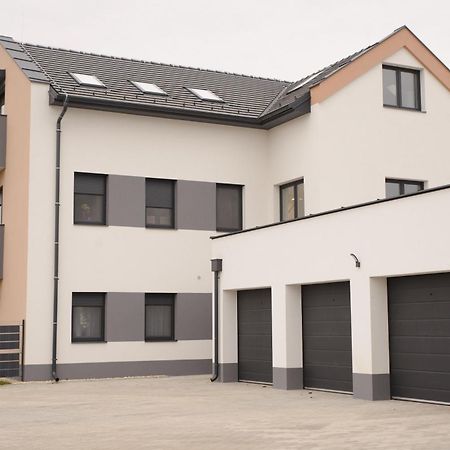 Eliza 2 Apartman Bük المظهر الخارجي الصورة